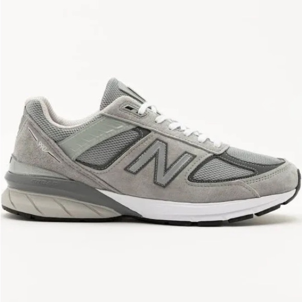 New Balance 990v5
